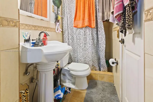 $509,900 | 18520 Northwest 42nd Place, Miami Gardens, FL 33055