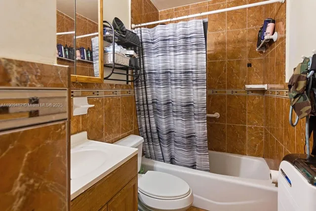 $509,900 | 18520 Northwest 42nd Place, Miami Gardens, FL 33055