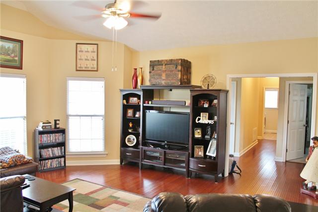 15 Abbey Road Lebanon, TN 37090 - Photo 8 of 20