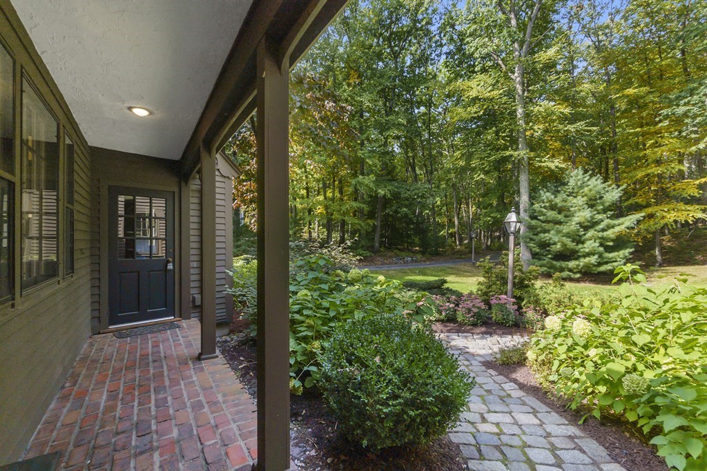47 Fort Pond Road Acton, MA 01720 - Photo 3 of 36 Gallery Image 3