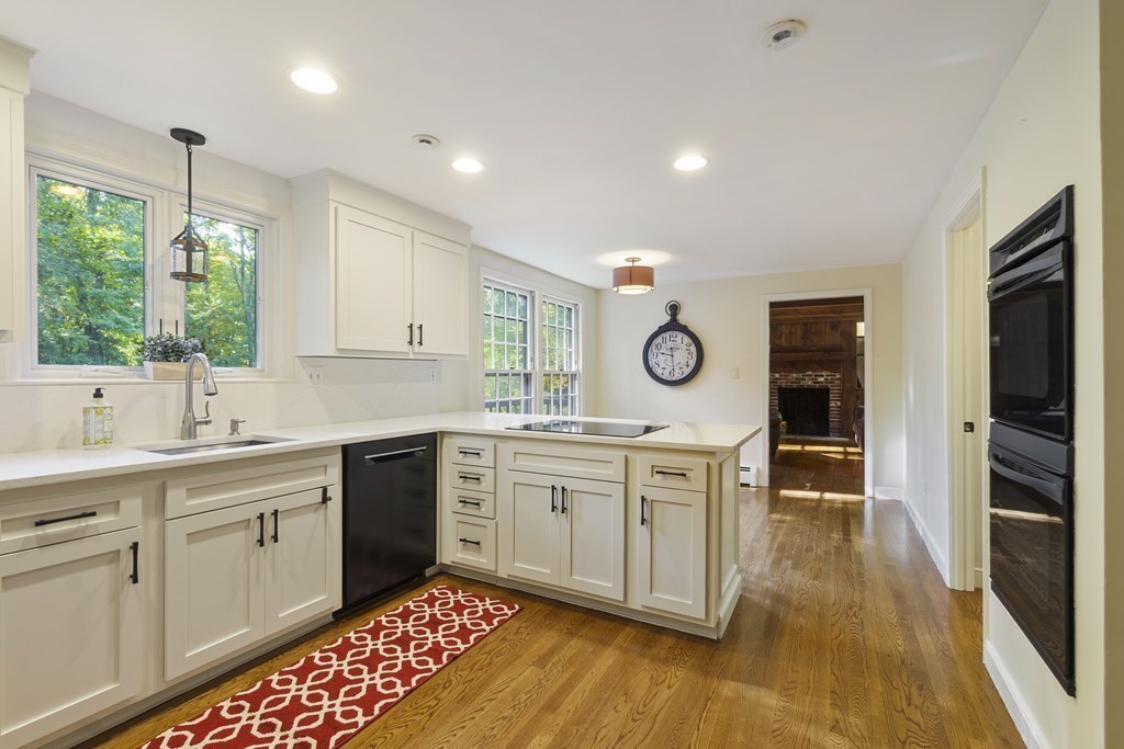 47 Fort Pond Road Acton, MA 01720 - Photo 7 of 36 Gallery Image 7