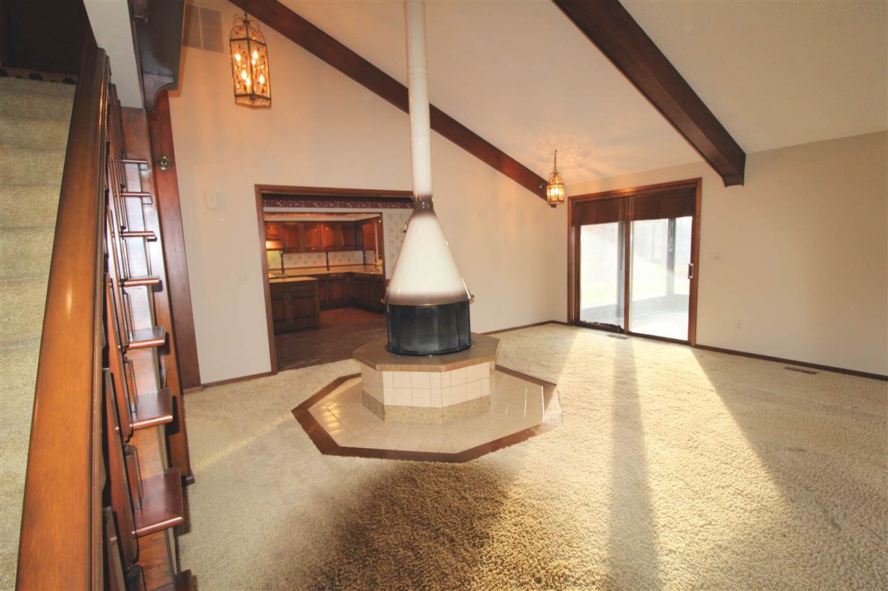 7121 Elms Road Flushing, MI 48433 - Photo 5 of 35