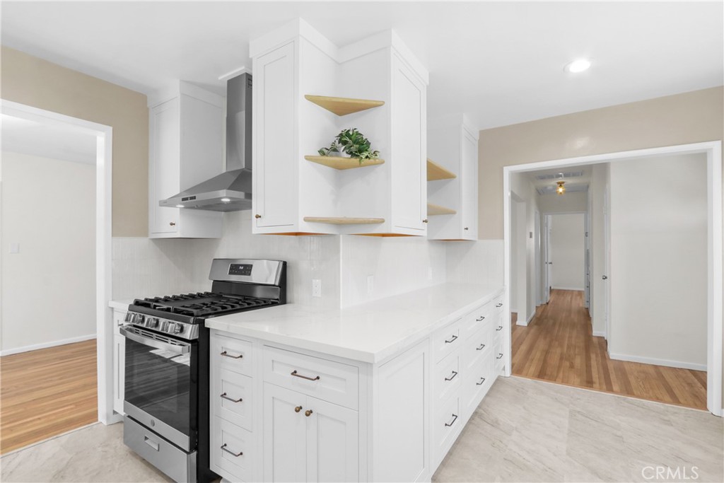 10006 Van Ruiten Street Bellflower, CA 90706 - Photo 7 of 41 REMODELED KITCHEN