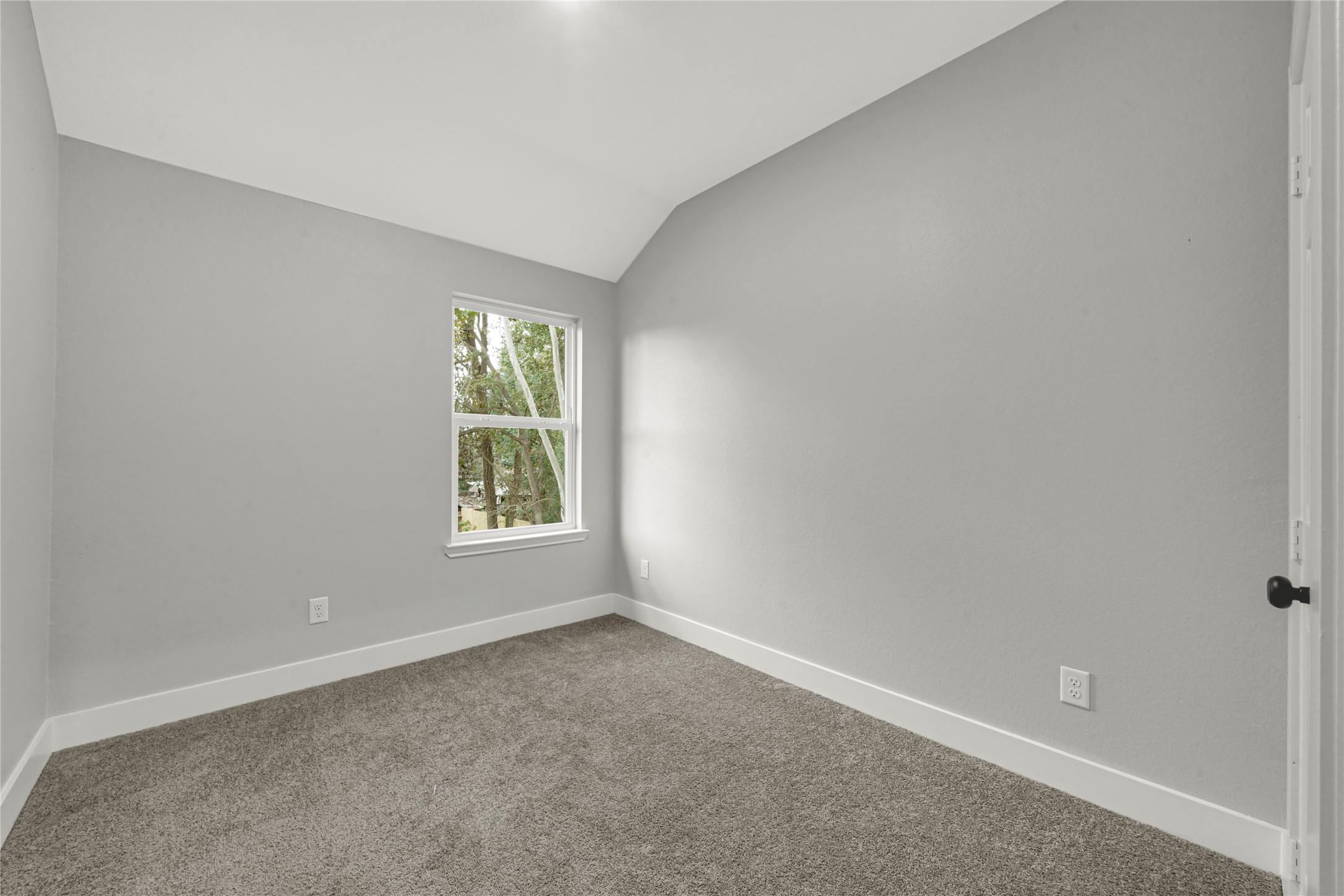 5733 Howell Street Houston, TX 77032 - Photo 12 of 19