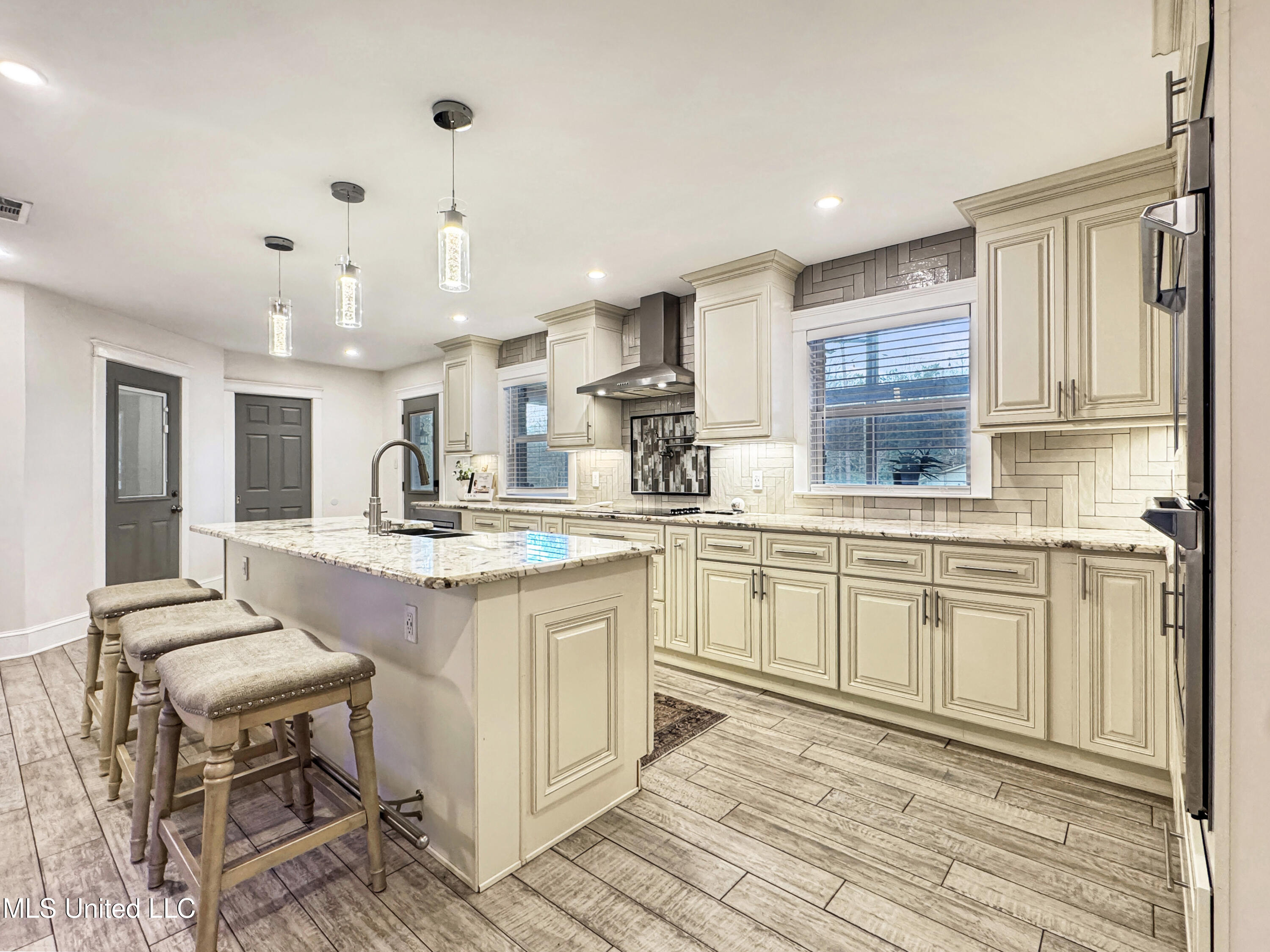 1404 Neal Road Picayune, MS 39466 - Photo 14 of 39 Kitchen