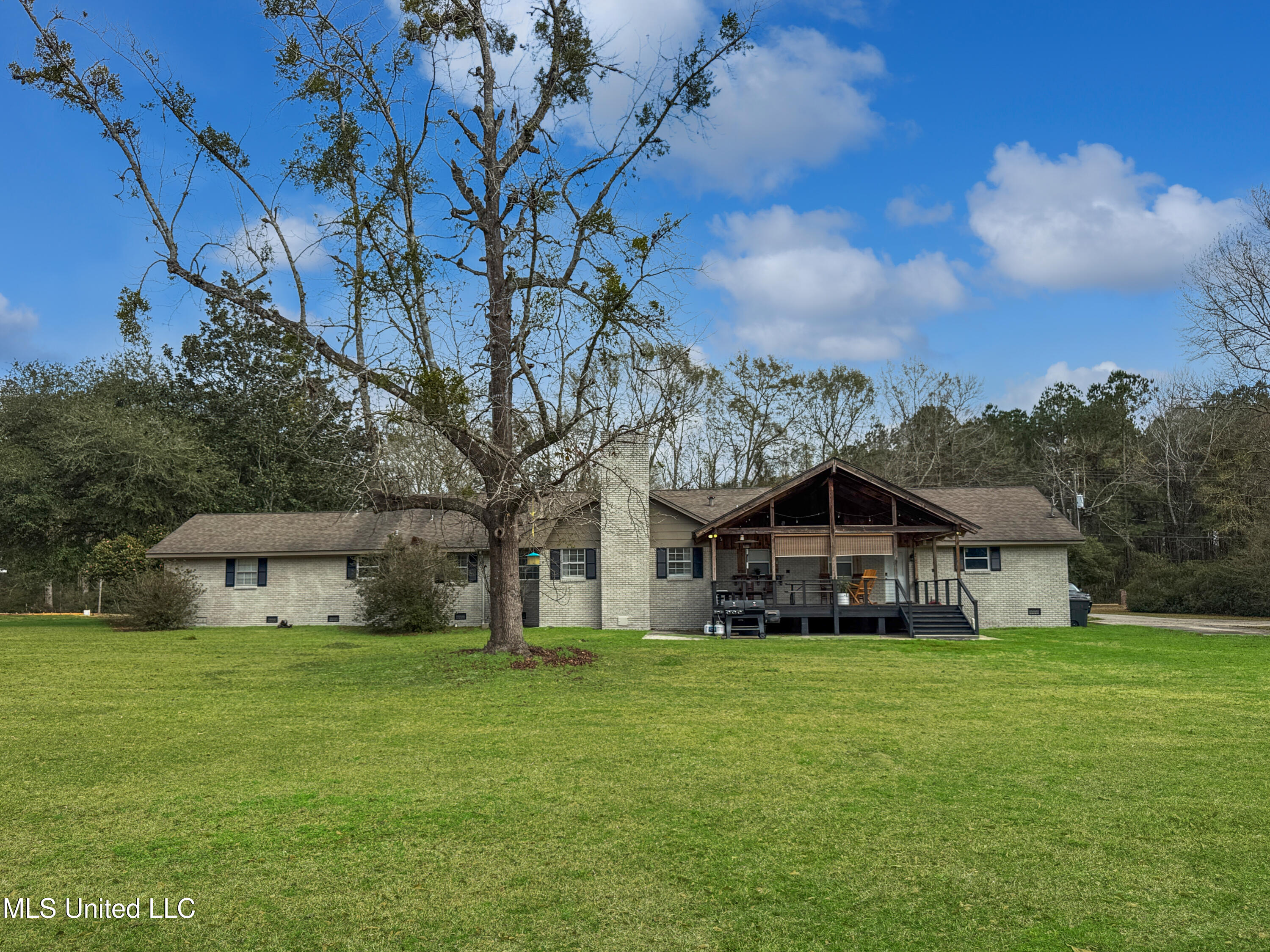 1404 Neal Road Picayune, MS 39466 - Photo 35 of 39 Rear