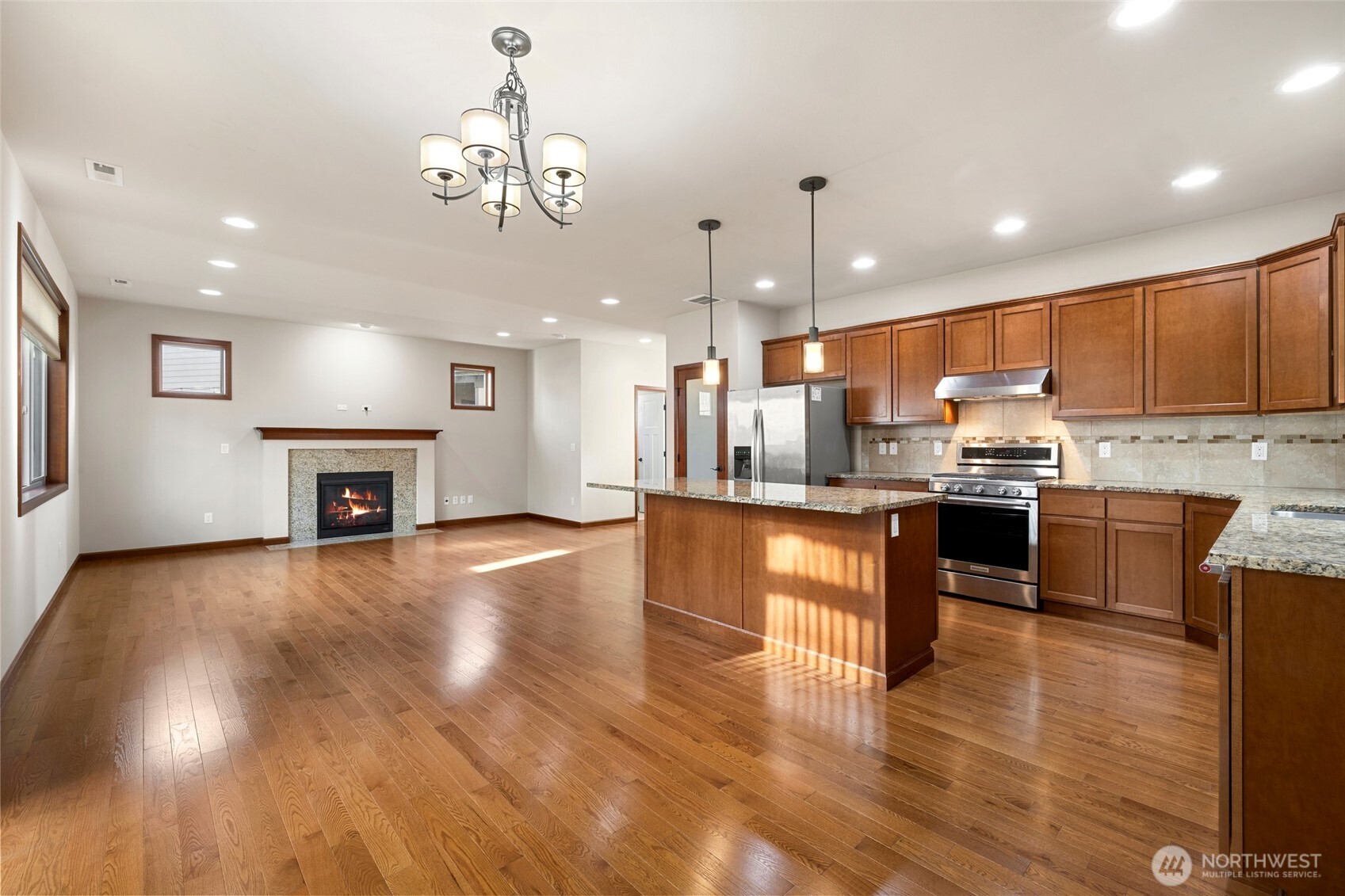 4617 167th Street Southwest Edmonds, WA 98026 - Photo 3 of 31