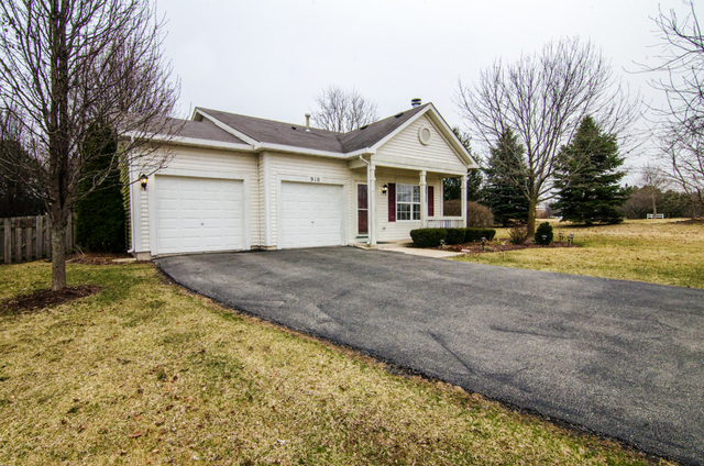910 Rachel Court Plano, IL 60545 - Photo 3 of 25