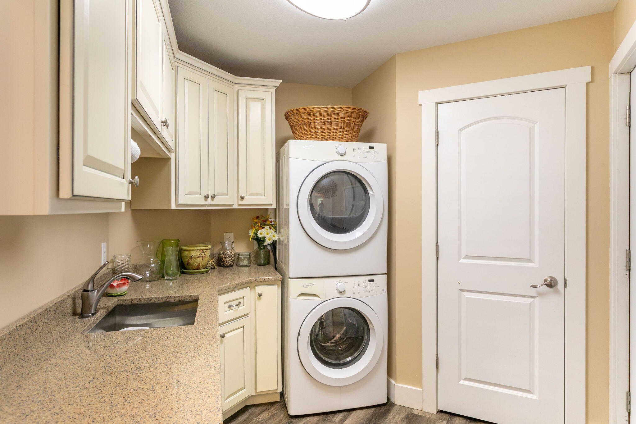 13480 Riverside Drive Constantine, MI 49042 - Photo 12 of 42 12-web-or-mls-001 (12)