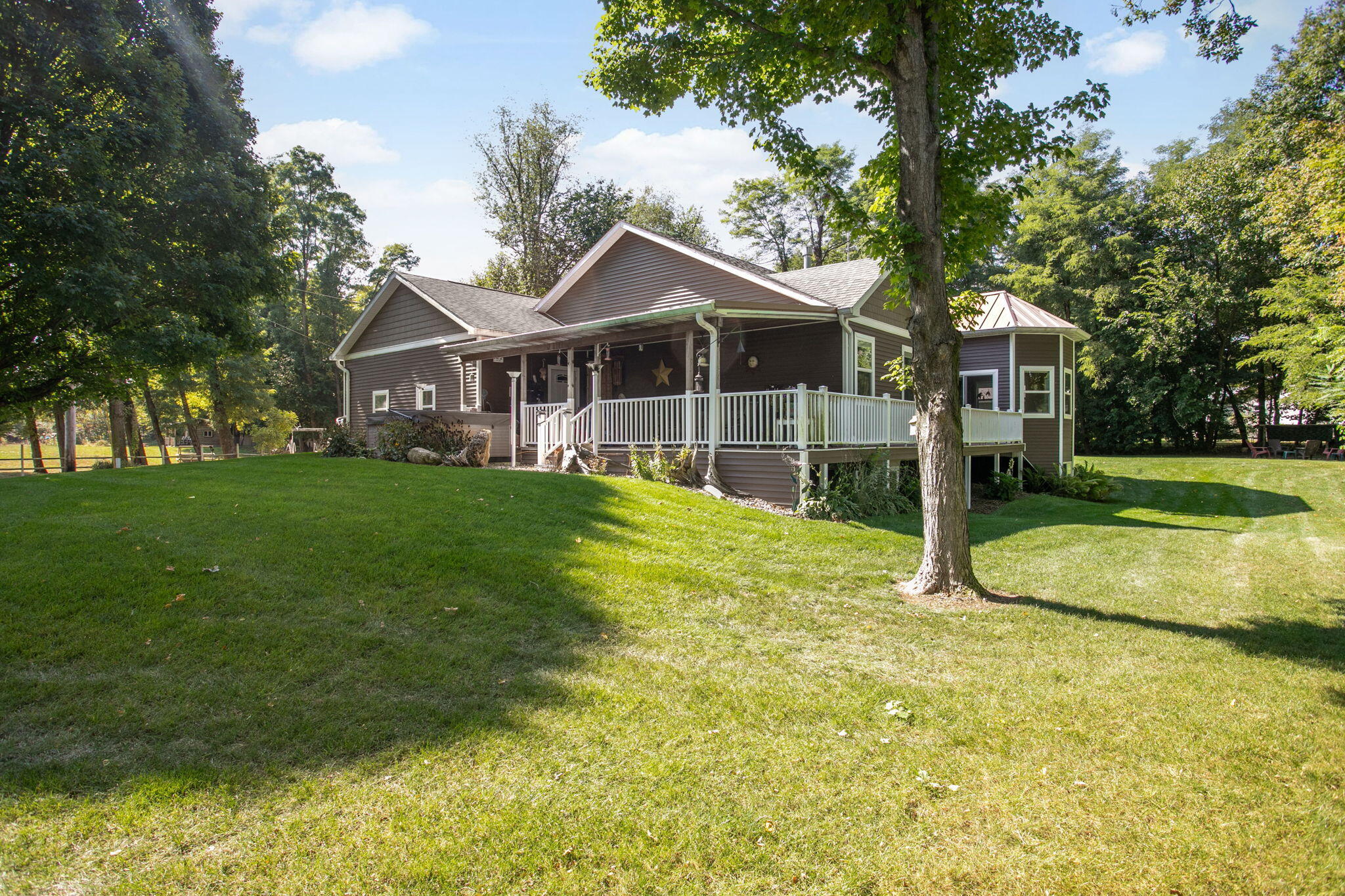 13480 Riverside Drive Constantine, MI 49042 - Photo 28 of 42 28-web-or-mls-001 (28)