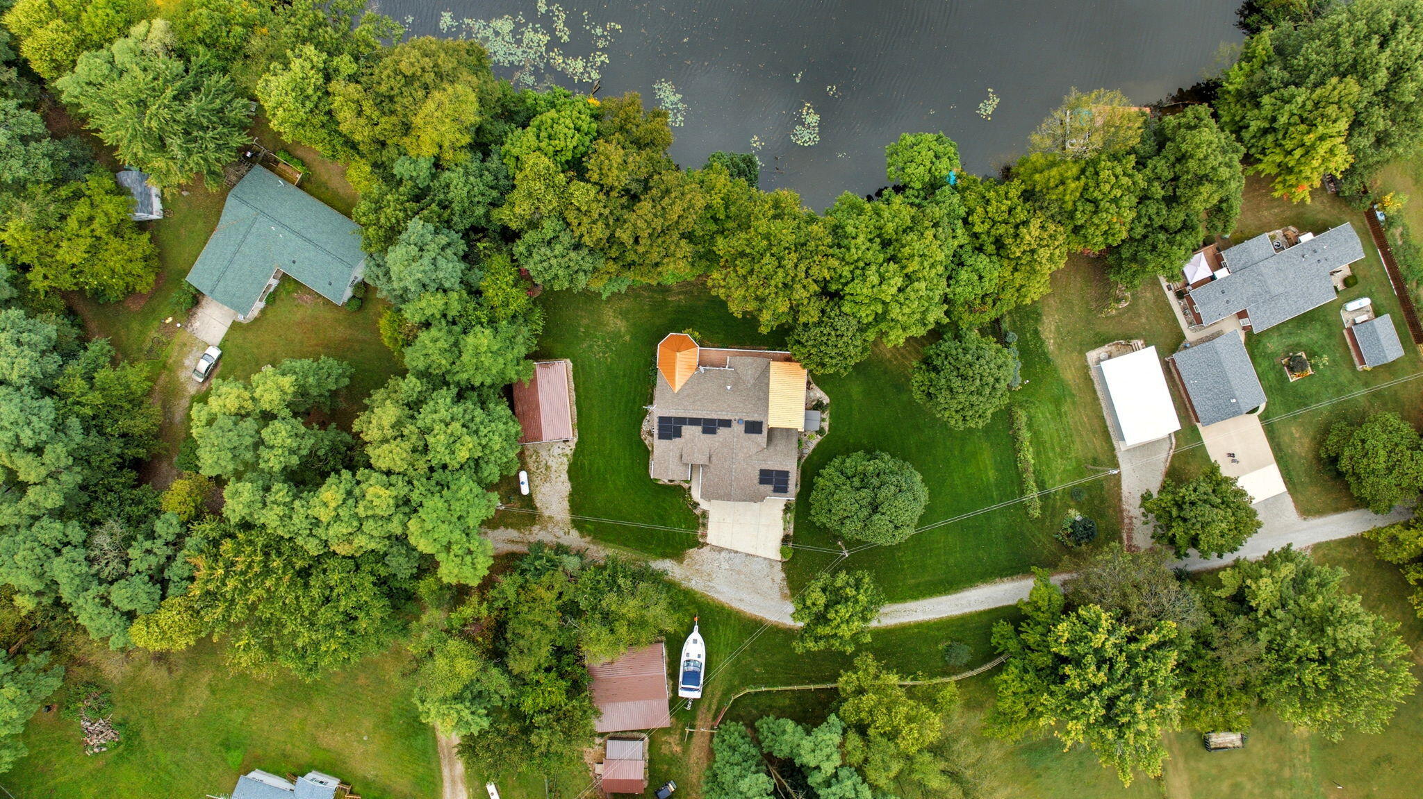 13480 Riverside Drive Constantine, MI 49042 - Photo 37 of 42 37-web-or-mls-DJI_0427