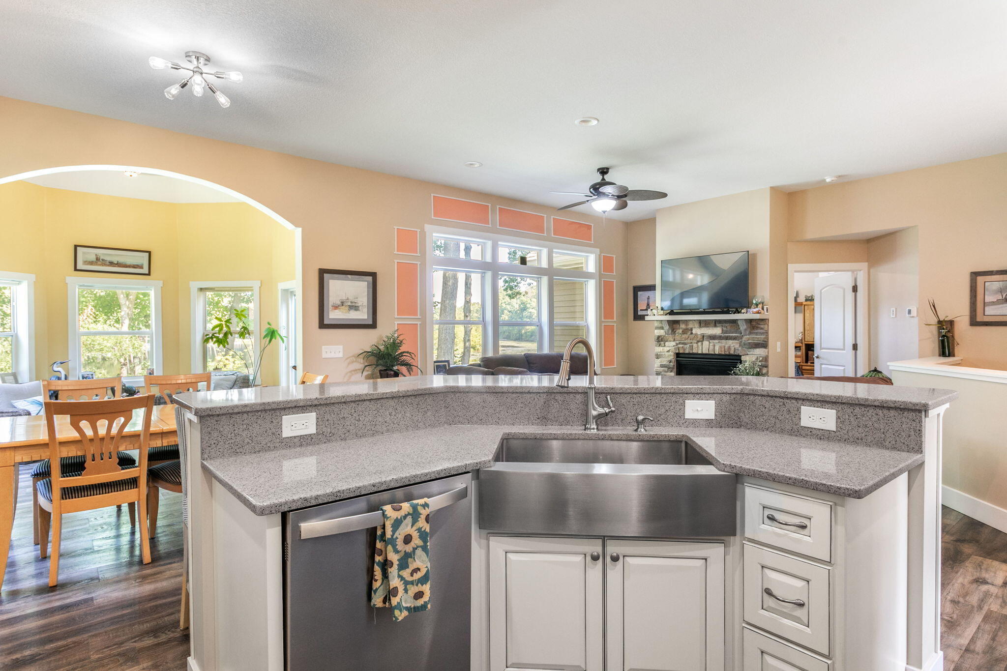 13480 Riverside Drive Constantine, MI 49042 - Photo 10 of 42 10-web-or-mls-001 (10)