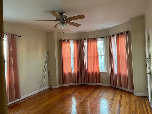 $1,500 | 504 Bolton Street, Unit 3, New Bedford, MA 02740