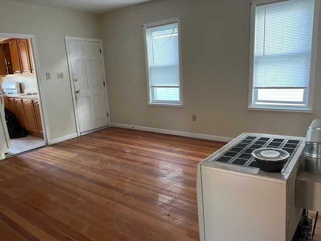 $1,500 | 504 Bolton Street, Unit 3, New Bedford, MA 02740