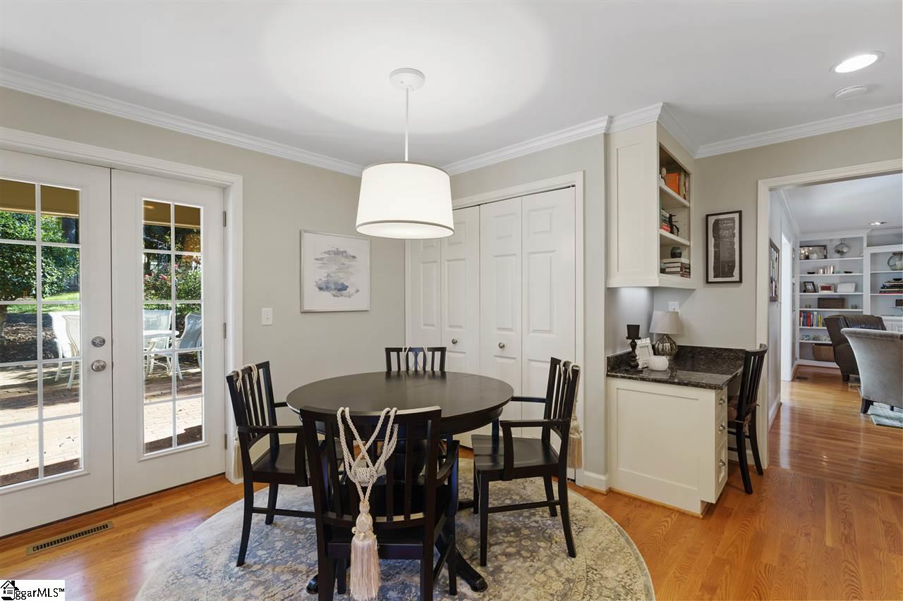 451 Henderson Road Greenville, SC 29607 - Photo 24 of 36