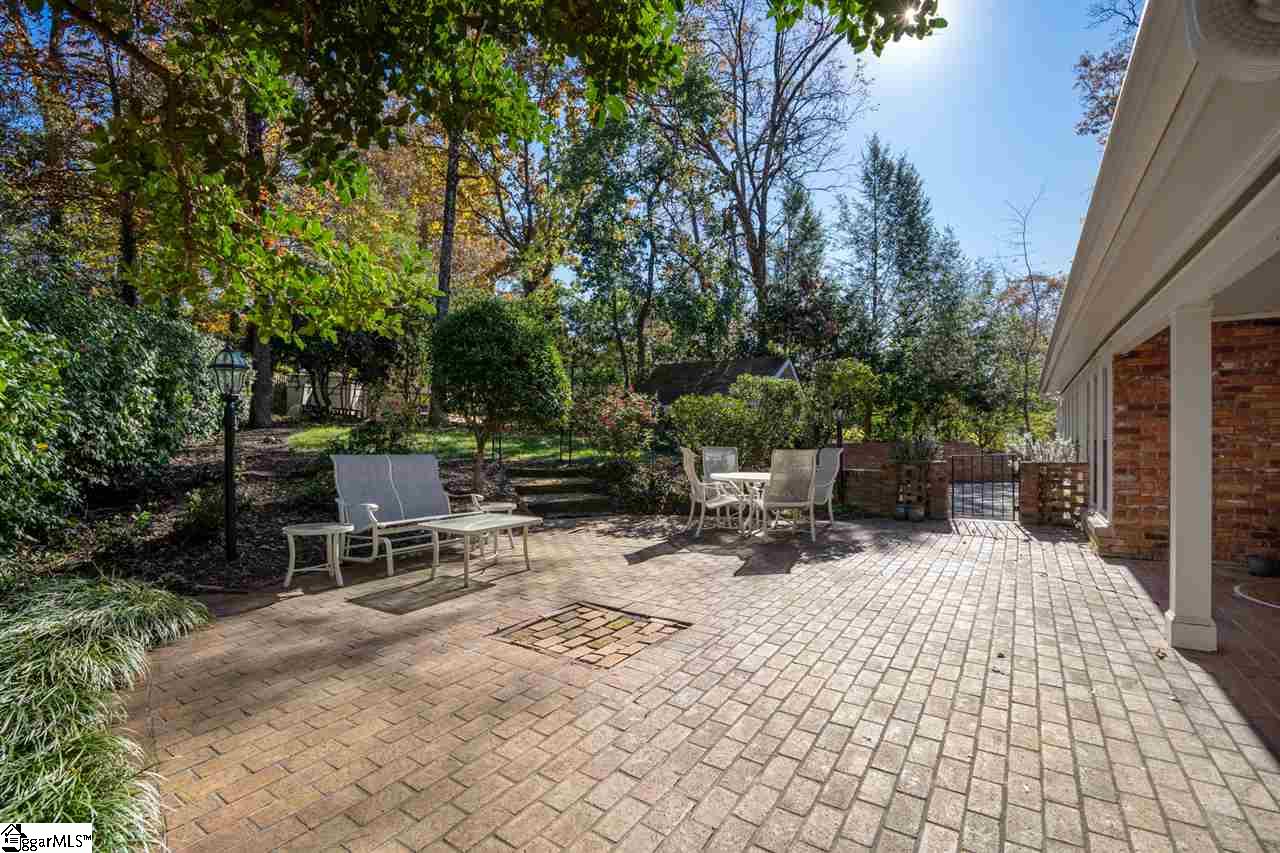 451 Henderson Road Greenville, SC 29607 - Photo 29 of 36