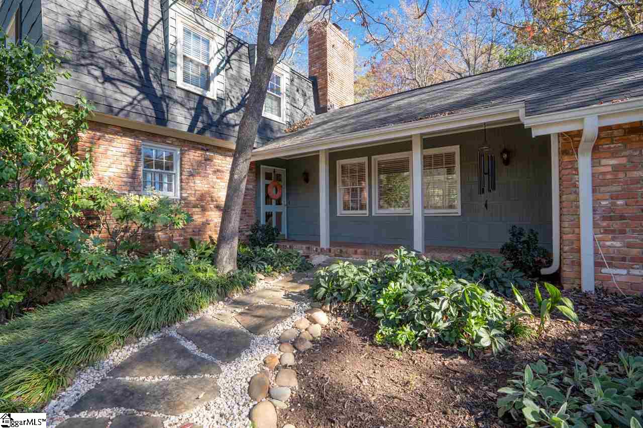 451 Henderson Road Greenville, SC 29607 - Photo 4 of 36