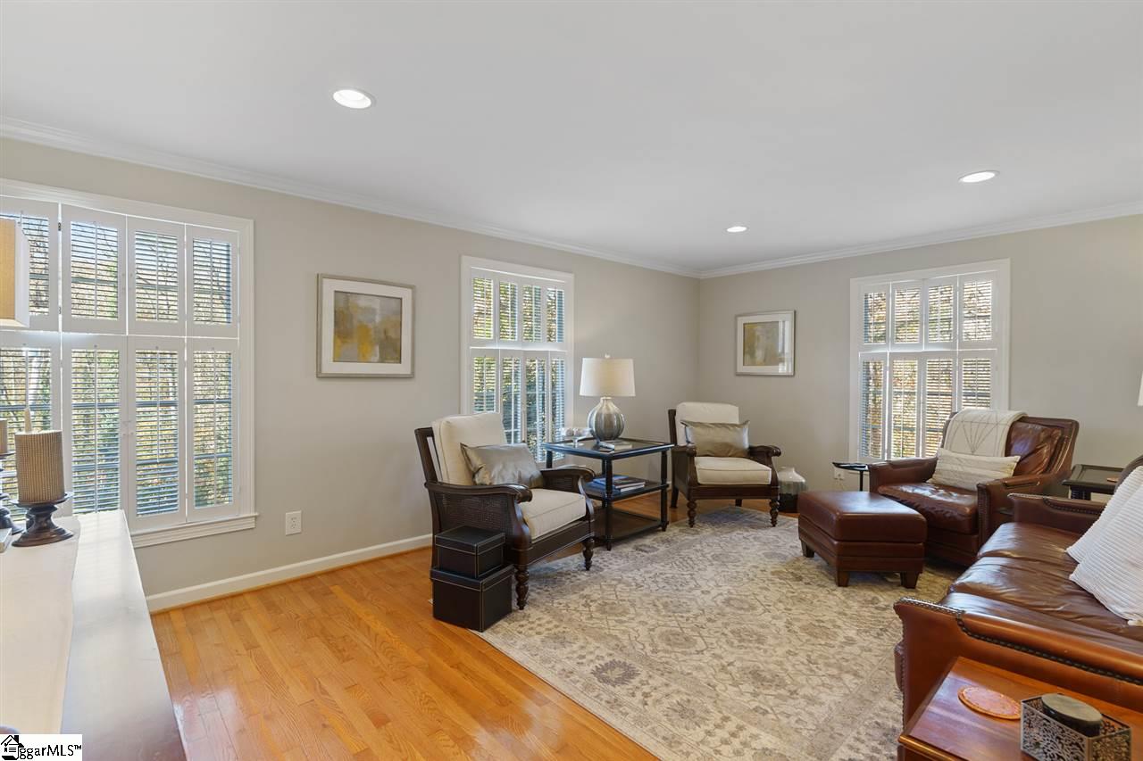 451 Henderson Road Greenville, SC 29607 - Photo 5 of 36