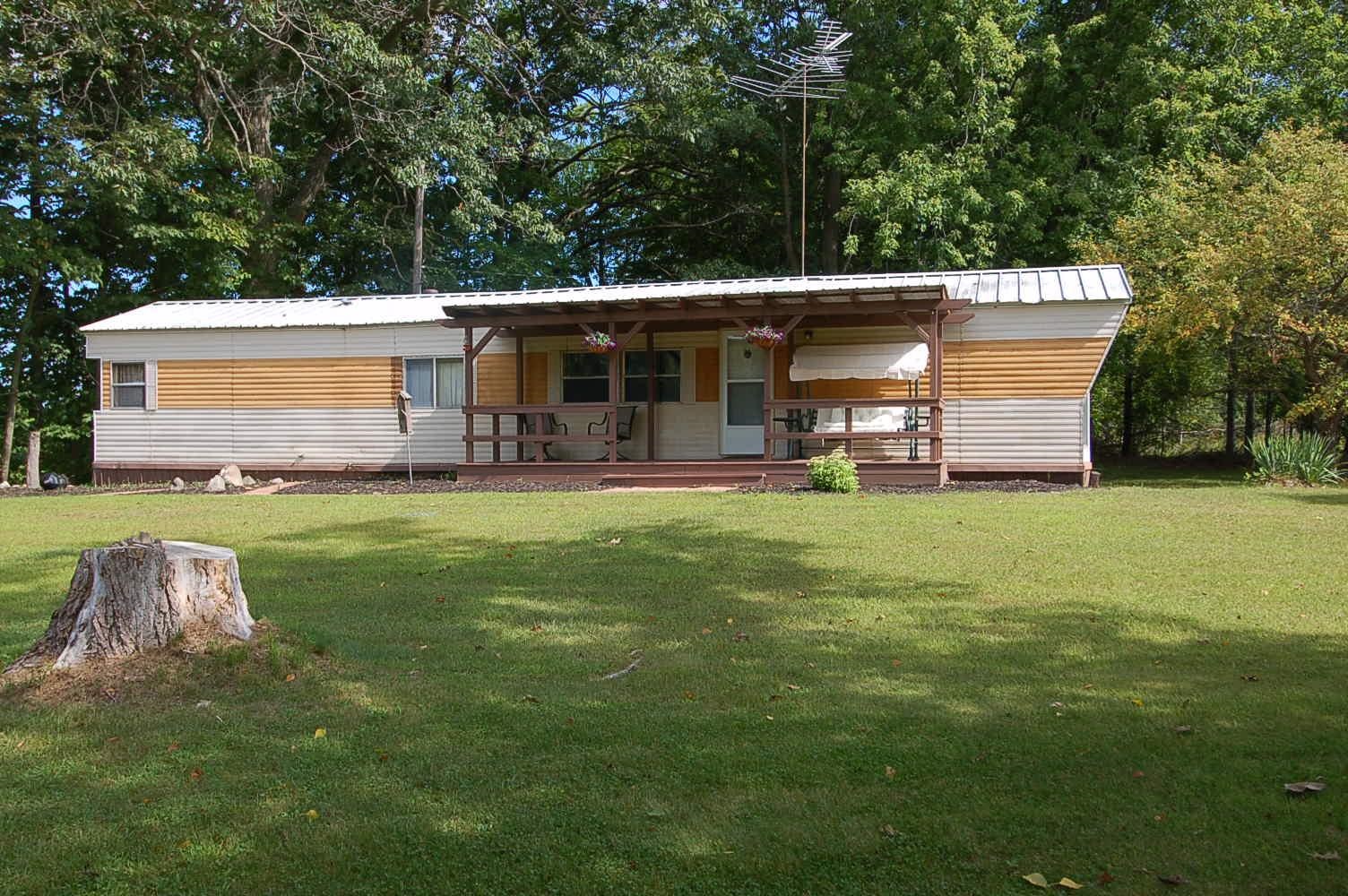 2890 Foco Road Standish, MI 48658 - Photo 19 of 24 1949983-e075eef4-565a-4e59-b5cd-6a9a11e6846f.JPG
