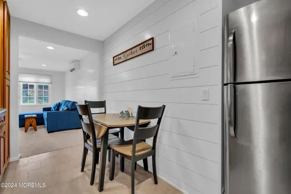 $1,995 | 1605 Grand Central Avenue, Unit 2, Lavallette, NJ 08735