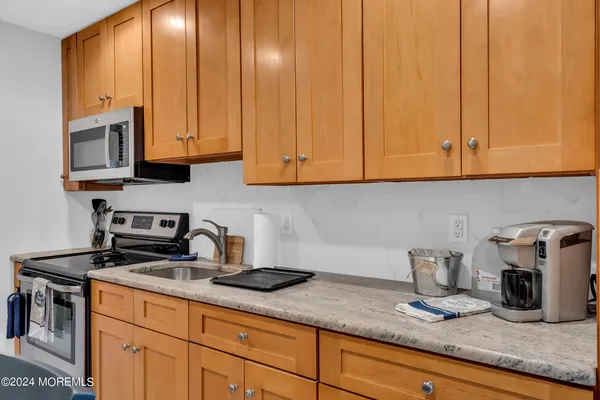 $1,995 | 1605 Grand Central Avenue, Unit 2, Lavallette, NJ 08735