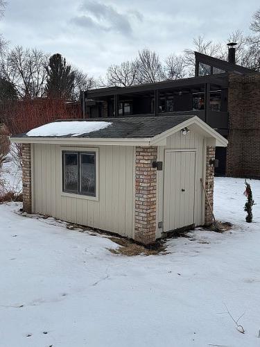 9705 St Johns Road Minnetonka, MN 55305 - Photo 2 of 5