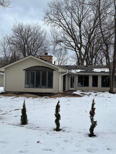 9705 St Johns Road Minnetonka, MN 55305 - Photo 3 of 5