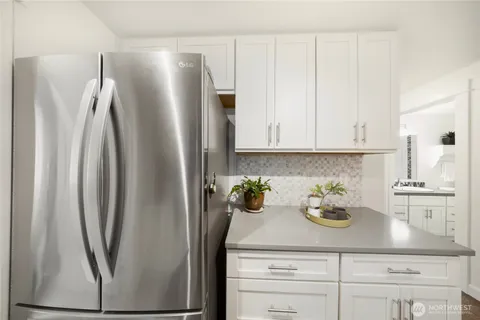 $529,950 | 710 Kirkland Circle, Unit A101, Kirkland, WA 98033