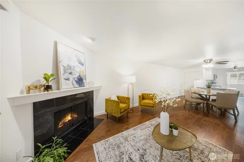 $529,950 | 710 Kirkland Circle, Unit A101, Kirkland, WA 98033