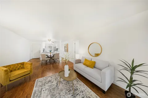 $529,950 | 710 Kirkland Circle, Unit A101, Kirkland, WA 98033