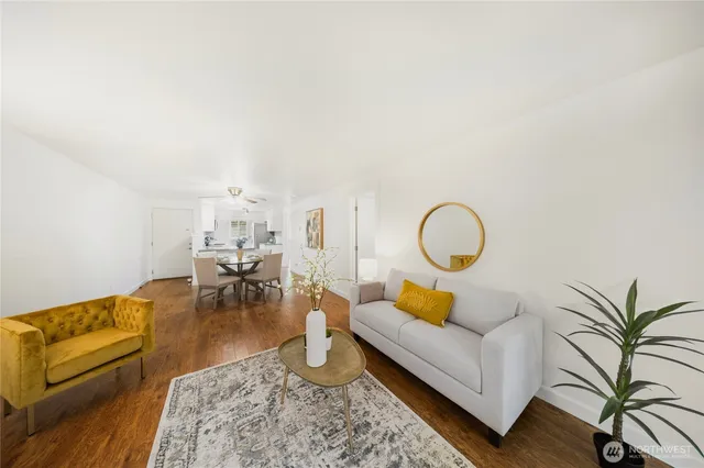 $529,950 | 710 Kirkland Circle, Unit A101, Kirkland, WA 98033