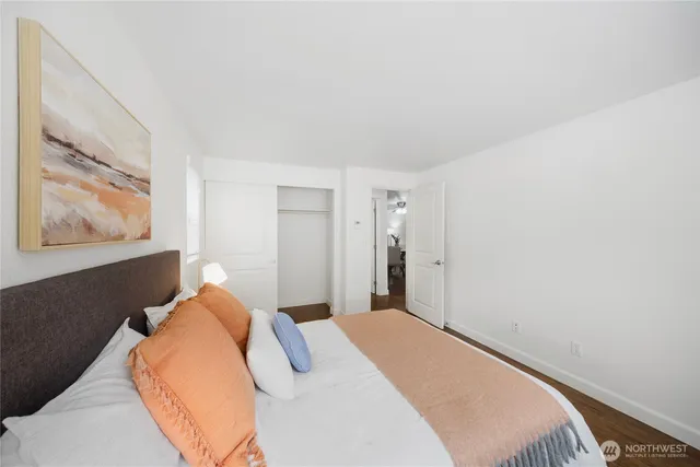 $529,950 | 710 Kirkland Circle, Unit A101, Kirkland, WA 98033