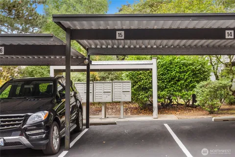 $529,950 | 710 Kirkland Circle, Unit A101, Kirkland, WA 98033