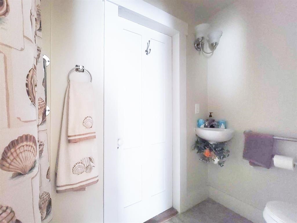 68 Durham Road Dover, NH 03820 - Photo 9 of 15