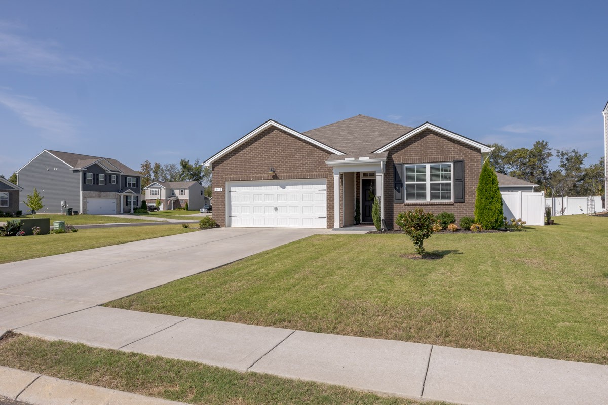 342 Ryan Road Chapel Hill, TN 37034 - Photo 4 of 47 Gallery Image 4
