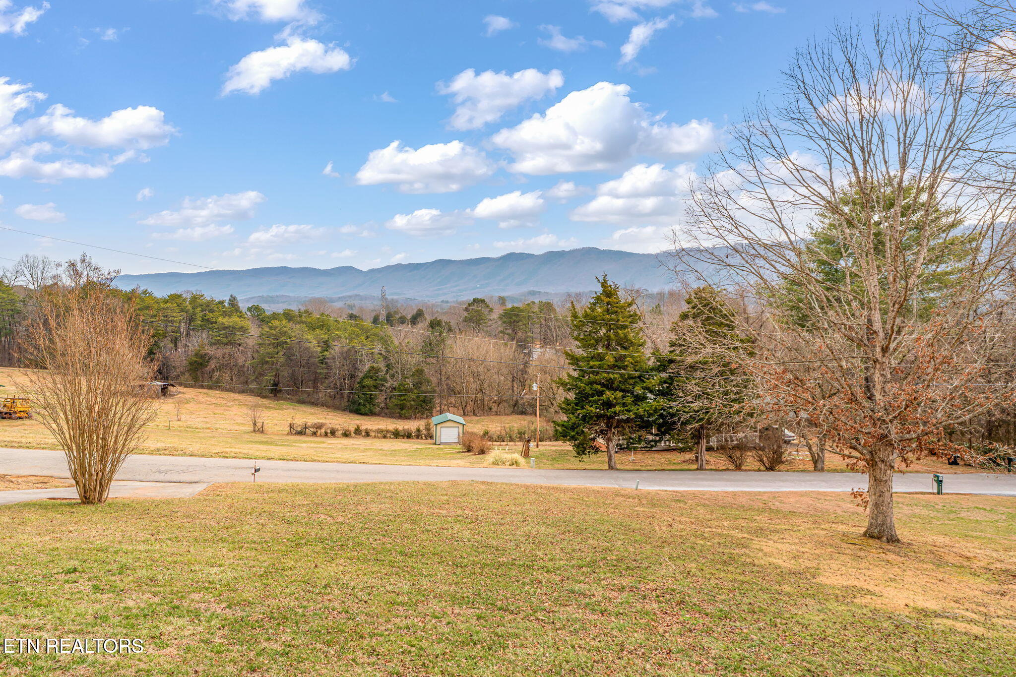 3333 Mutton Hollow Road Maryville, TN 37803 - Photo 3 of 44 5-web-or-mls-3333 Mutton Hollow Road-33