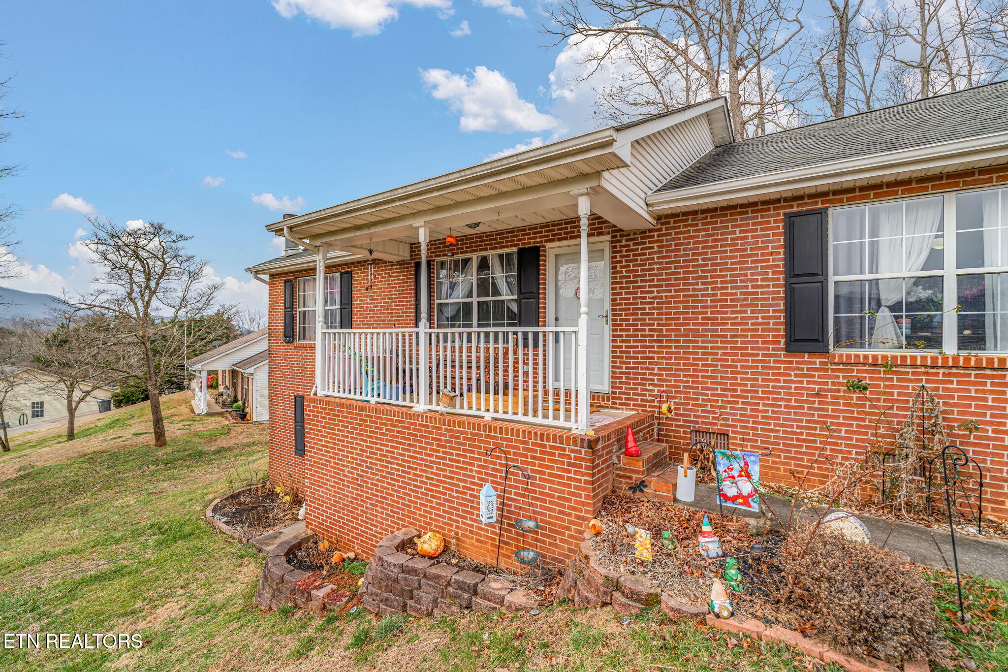 3333 Mutton Hollow Road Maryville, TN 37803 - Photo 4 of 44 4-web-or-mls-3333 Mutton Hollow Road-34