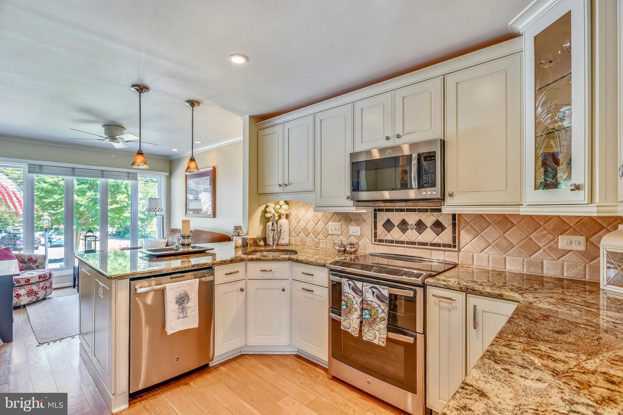 11627 Chapel Cross Way Reston, VA 20194 - Photo 11 of 63 Kitchen View from Dining Room