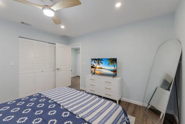 $897,000 | 7711 25th Avenue West, Bradenton, FL 34209