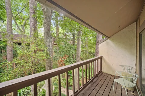 $190,000 | 11711 Memorial Drive, Unit 276, Houston, TX 77024