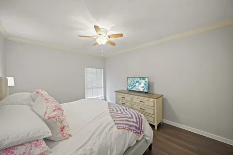 $190,000 | 11711 Memorial Drive, Unit 276, Houston, TX 77024