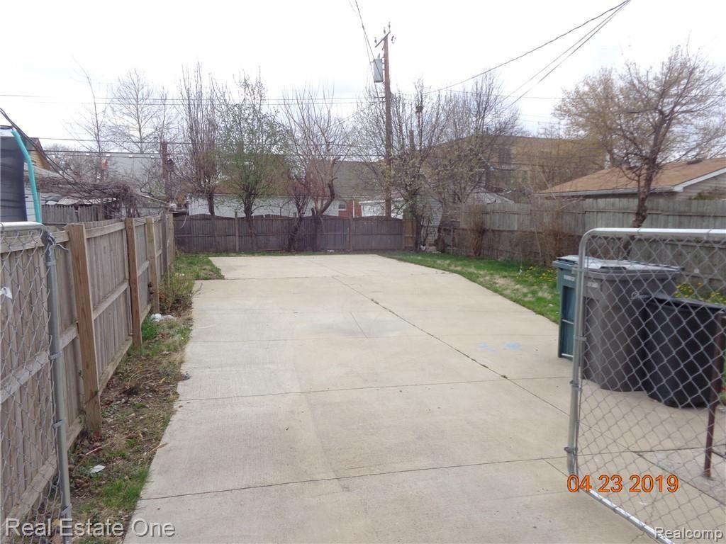 5511 Maple Street Dearborn, MI 48126 - Photo 26 of 26