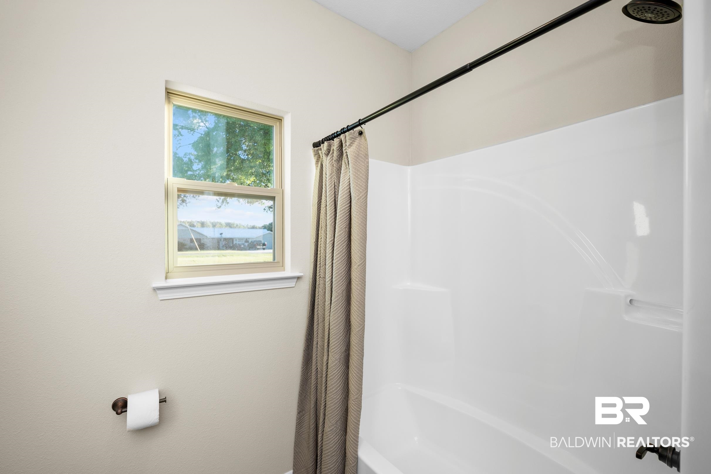 12833 Ward Road West Stapleton, AL 36578 - Photo 18 of 27 Bathroom featuring shower / tub combo