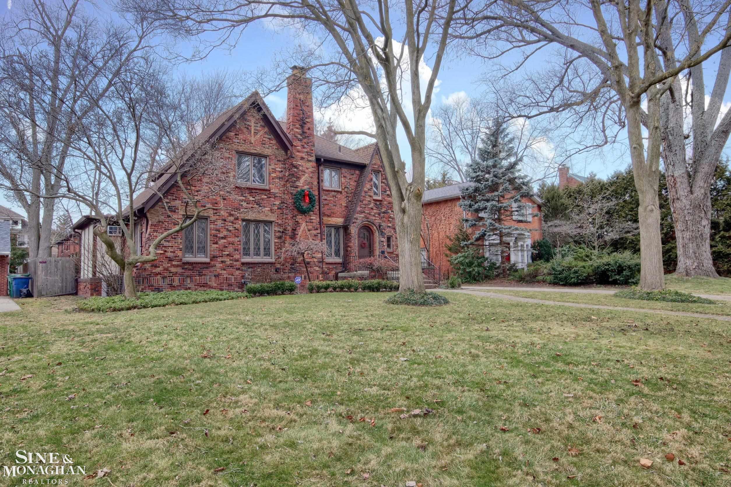 883 Westchester Road Grosse Pointe, MI 48230 - Photo 31 of 32 50099592-30.JPG