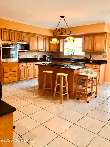 $1,175,000 | 2 Steward Court, Millstone Township, NJ 08510