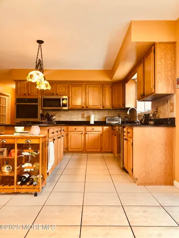 $1,175,000 | 2 Steward Court, Millstone Township, NJ 08510