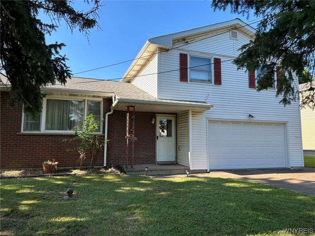 6516 Ralph Court Niagara, NY 14304 - Photo 2 of 16