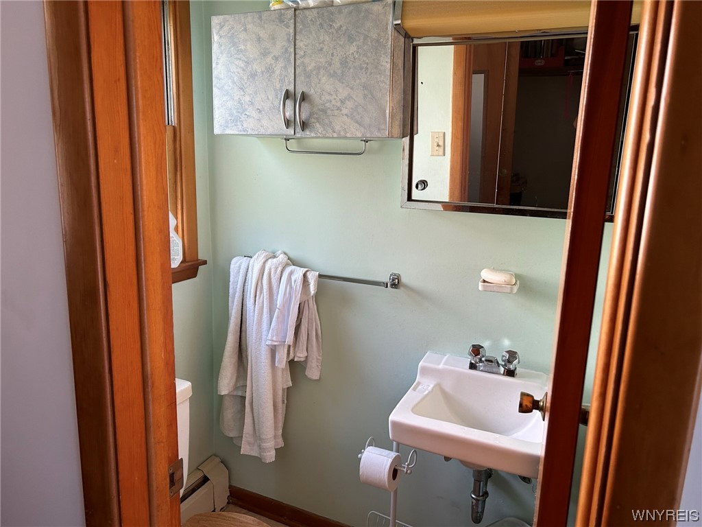 6516 Ralph Court Niagara, NY 14304 - Photo 8 of 16