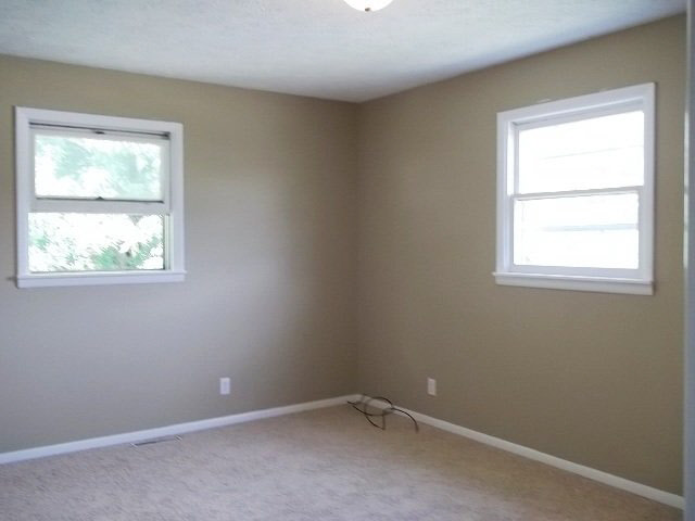 306 North Ellis Road Muncie, IN 47303 - Photo 8 of 12 Gallery Image 8