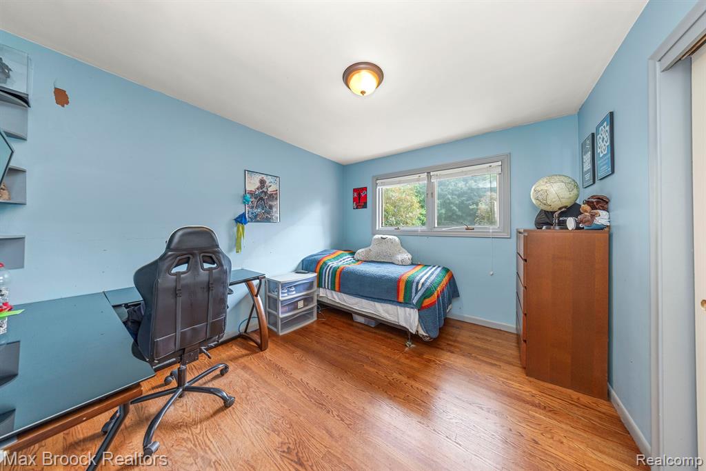 32560 Hearthstone Road Farmington, MI 48334 - Photo 12 of 31
